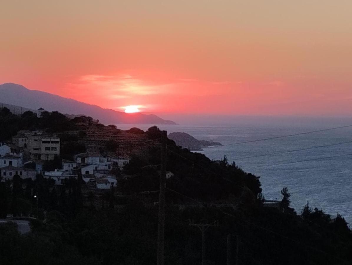 Villa Sunset Samos Town Exterior photo
